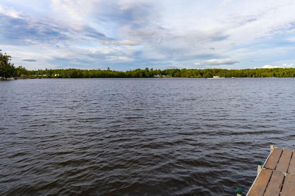 Twelve Pines Resort - South Lodge With Private Pier On Catfish Lake Eagle River Zewnętrze zdjęcie